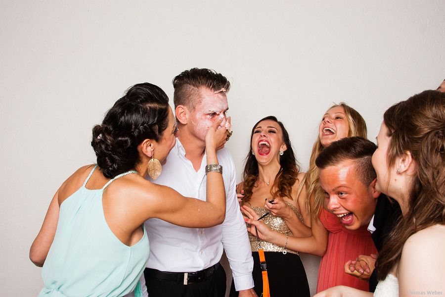 Verrücktes Photobooth auf einer Hochzeit